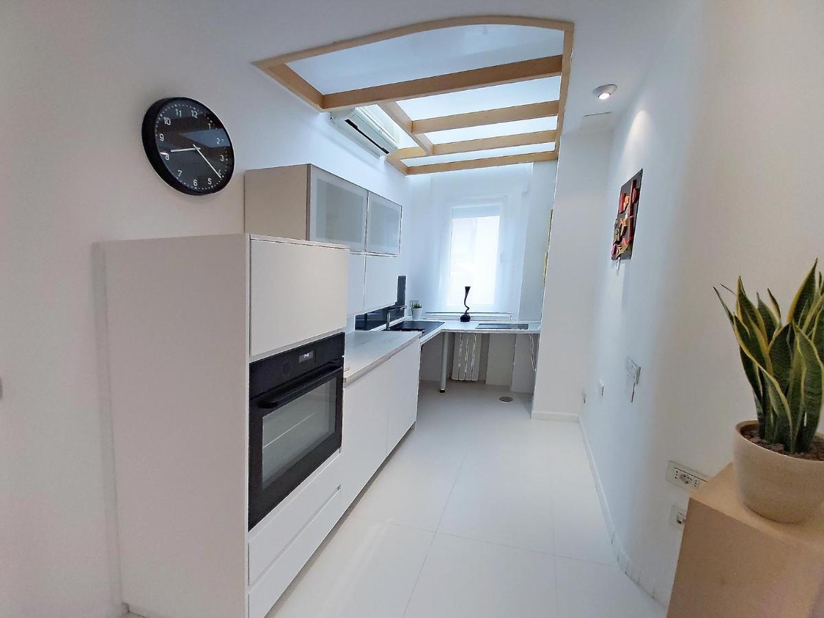 Yourhome In Vico 비코에쿠엔세 외부 사진