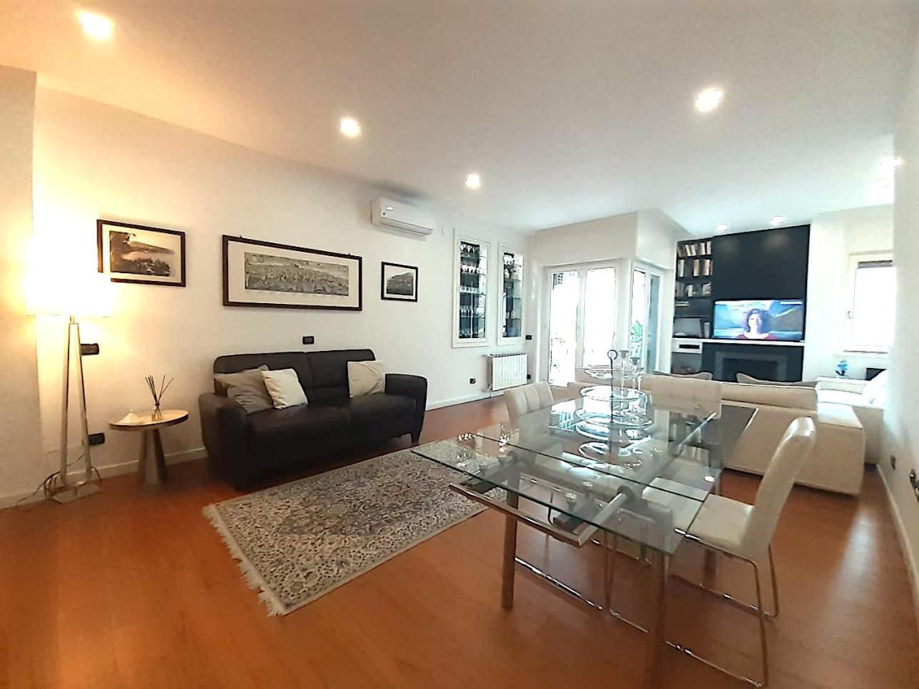 Yourhome In Vico 비코에쿠엔세 외부 사진