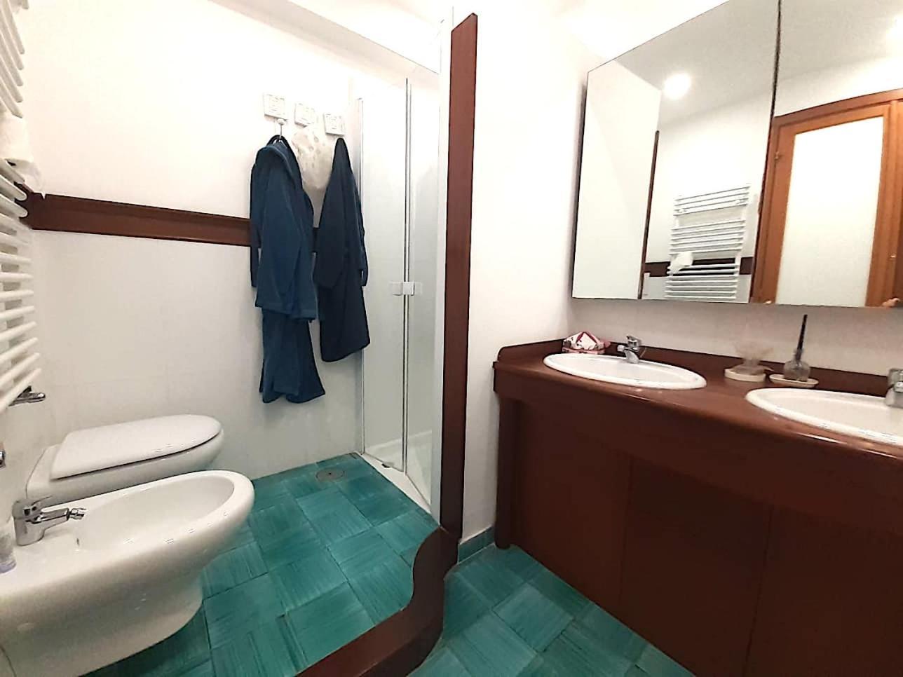 Yourhome In Vico 비코에쿠엔세 외부 사진