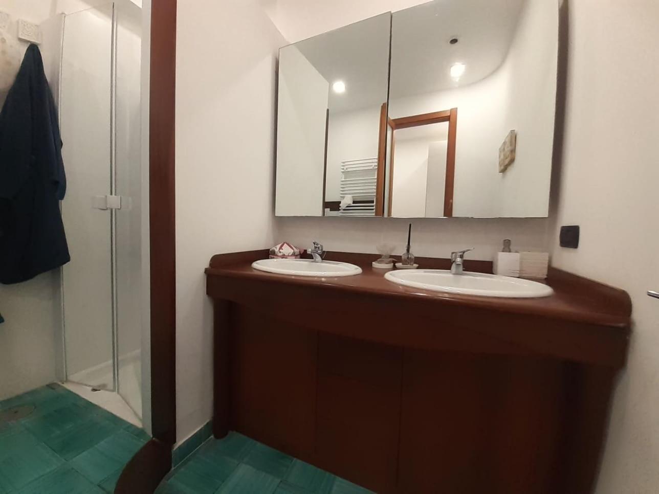 Yourhome In Vico 비코에쿠엔세 외부 사진