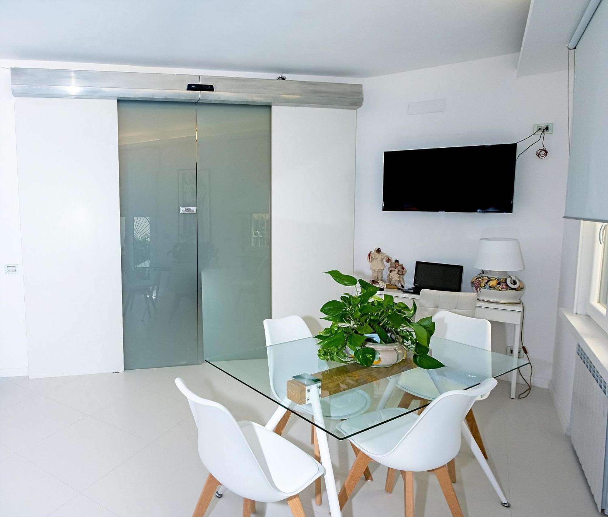 Yourhome In Vico 비코에쿠엔세 외부 사진